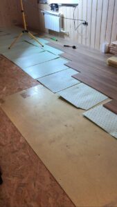 Теплый пол под ламинат