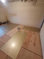 Отопление деревянного дома из бруса тёплым полом "Хотпанел".