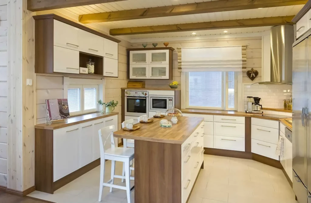 Кухня в деревянном доме