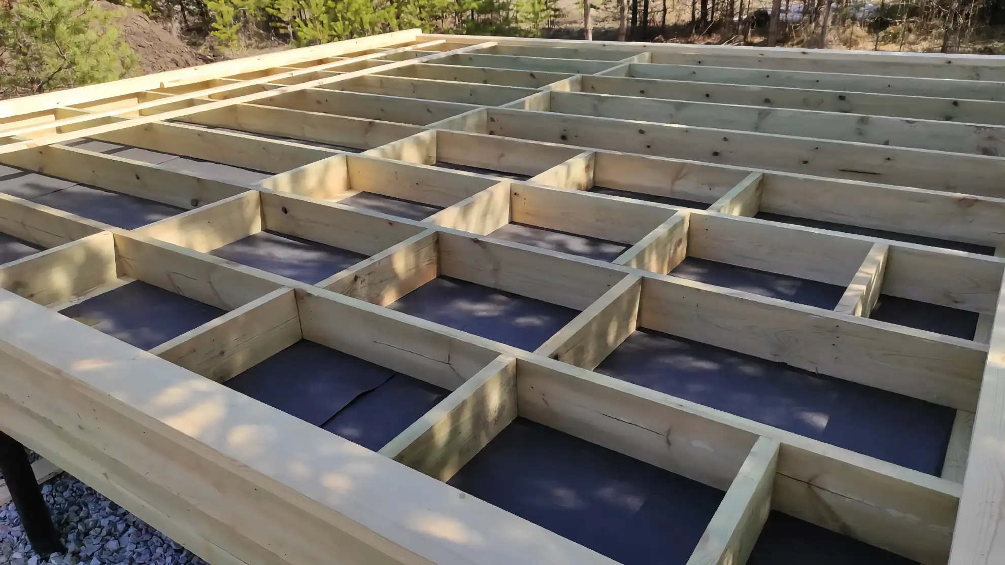 Из чего состоят слои пола в каркасном доме?