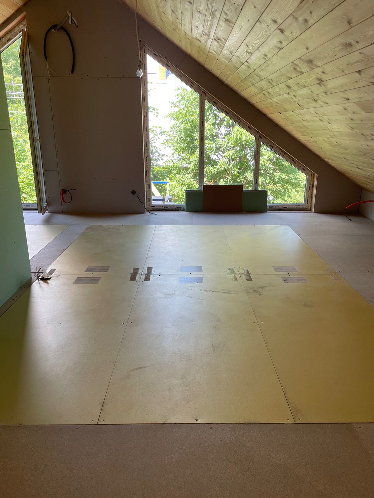 Отопление двухэтажного каркасного дома электрическими панелями Хотпанел