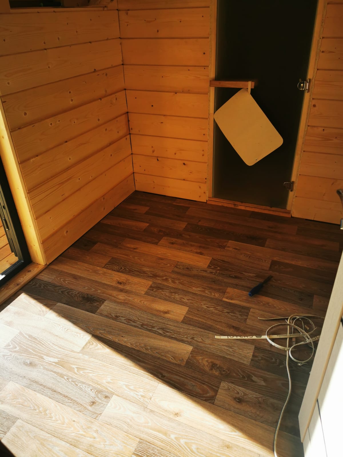 Отопление санузла в доме из бруса.